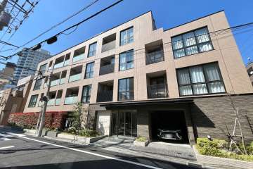 サンウッド三田綱町の外観（北東側から）