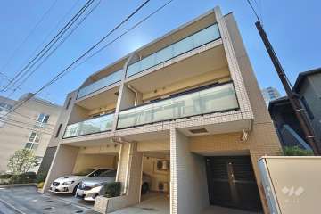 サンウッド三田綱町の外観（北西側から）