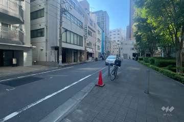 敷地北側の前面道路