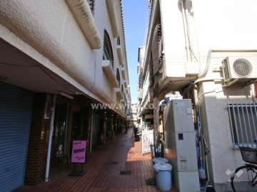 4番館の東側通路