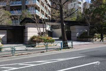 駐車場の出入り口