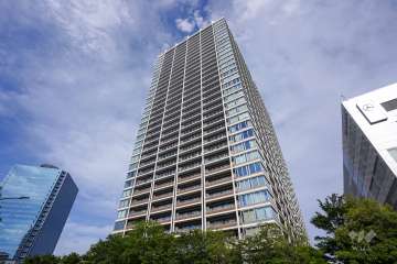 グローバルフロントタワー