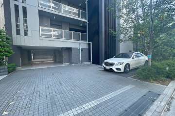 敷地内駐車場（屋外平面式）