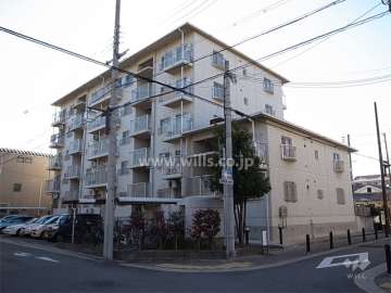エメラルドマンション尼崎の外観（北西側から）