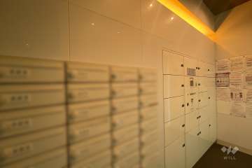 共用ポストと宅配ボックス