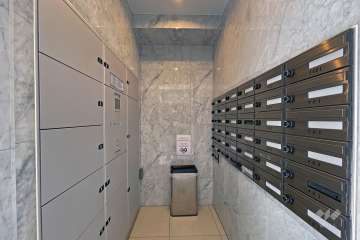 共用ポストと宅配ボックス