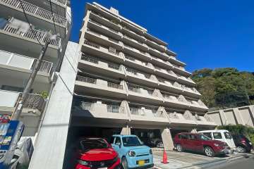 ストークマンション三田の外観（南東側から）