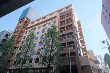 麻布エンパイアマンションの外観（北西側から）