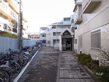 エントランスアプローチ