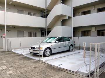敷地内駐車場