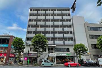 南麻布フラワーマンションの外観（西側から）