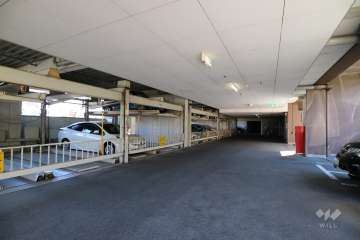 敷地内駐車場（屋内機械式・屋内平面式）
