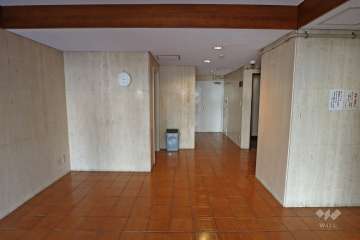 エントランスホール