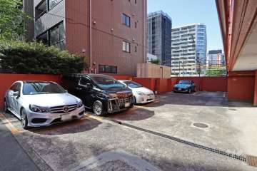 敷地内駐車場（屋外平面式）