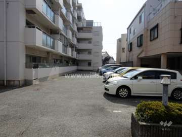 敷地内駐車場（屋外平面式）