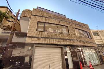 ラポール南青山の外観（北東側から）