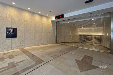 駐車場の出入り口