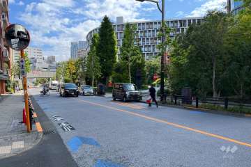 敷地北側の前面道路