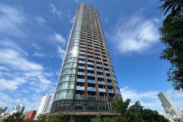 パークコート赤坂檜町ザタワーの外観（南東側から）