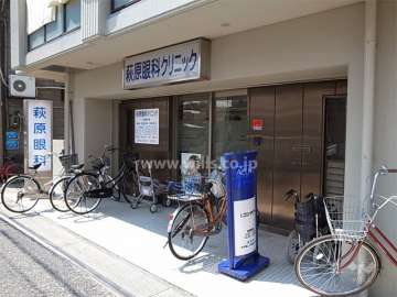 1階東側一部が店舗になっています。