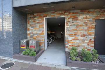 駐輪場の出入口