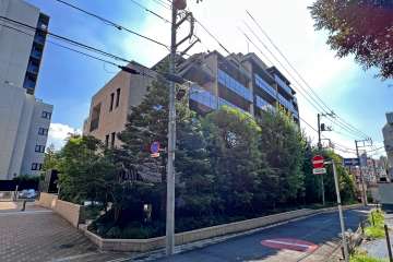 ザパークハウス麻布外苑西通りの外観（北西側から）