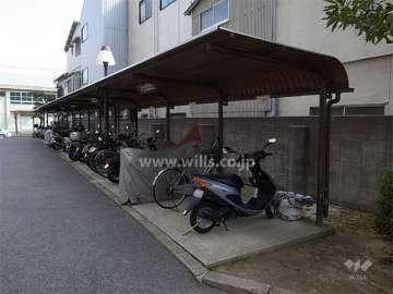 バイク置き場