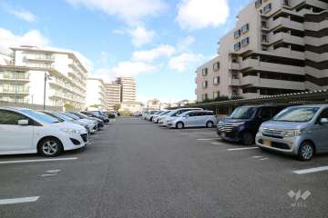 敷地内駐車場（屋外平面式）