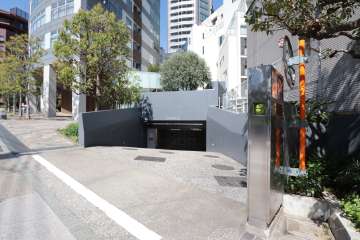 駐車場の出入口