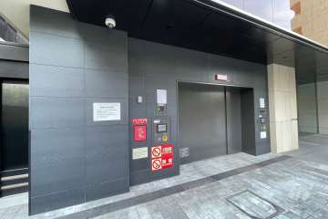 駐車場の出入り口