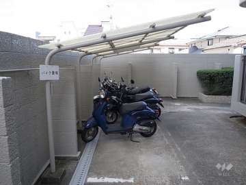 バイク置場