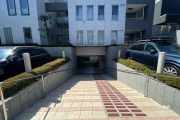 エントランスアプローチ