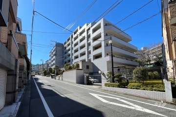 エスタードヒルズ代々木西原の外観(北東側から）