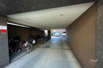 駐車場の出入り口・敷地内駐車場（屋外機械式）