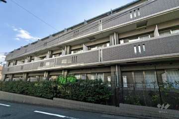 パレステュディオ代々木上原の外観（北西側から）