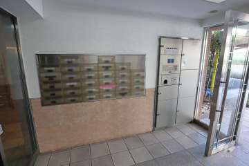 共用ポストと宅配ボックス