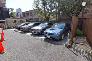 敷地内駐車場（屋外平面式）