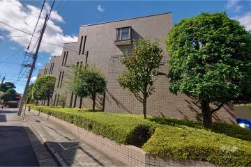 フェアロージュ代々木の外観（北東側から）