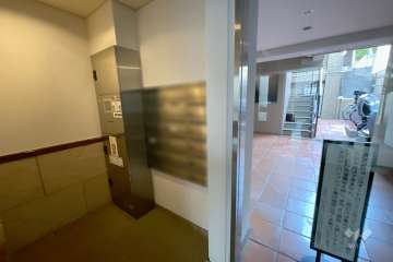 共用ポストと宅配ボックス