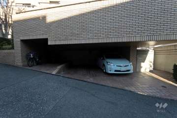 敷地内駐車場（屋内平面式）