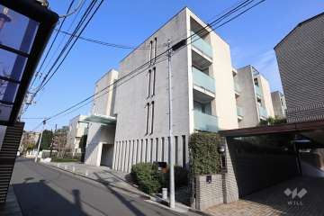 代々木の杜パークマンションの外観(南西側から）