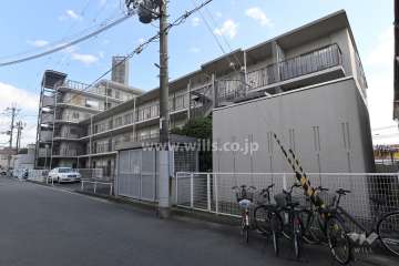 東園田ストークハイツの外観(北西側から)