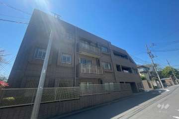 グランヴェール代々木西原の外観（北東側から）