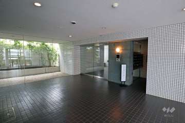 エントランス内