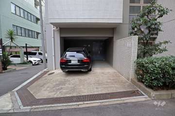 敷地内駐車場（屋内平面式）