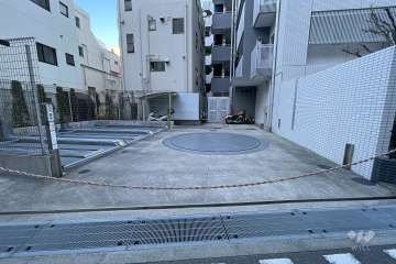 敷地内駐車場（屋外機械式）