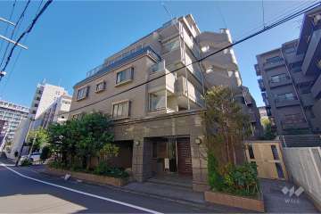 マートルコート代々木公園の外観（北西側から）