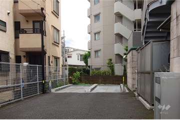 敷地内駐車場（屋外機械式）