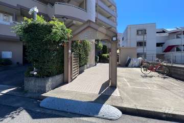 エントランスアプローチ