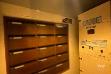 共用ポストと宅配ボックス